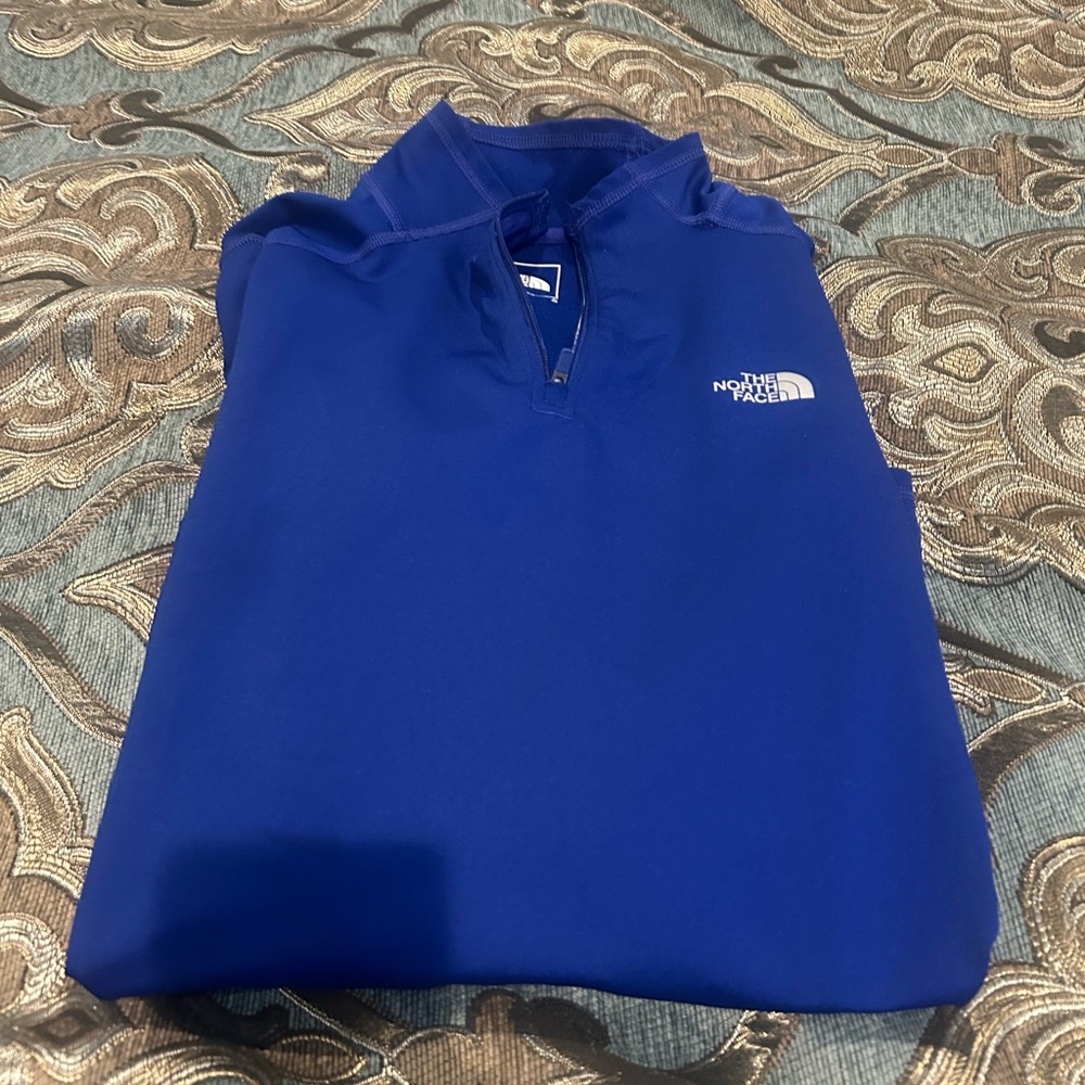 The North Face Women's Deep Blue Pullover